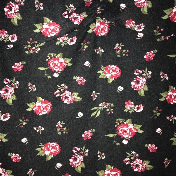 No Boundaries floral camisole - Picture 2 of 3